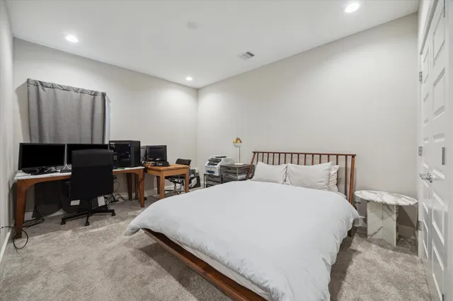 $2,550 | 9414 Campbell Road, Unit F, Houston, TX 77080