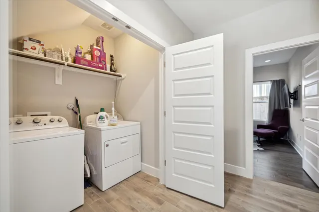 $2,550 | 9414 Campbell Road, Unit F, Houston, TX 77080