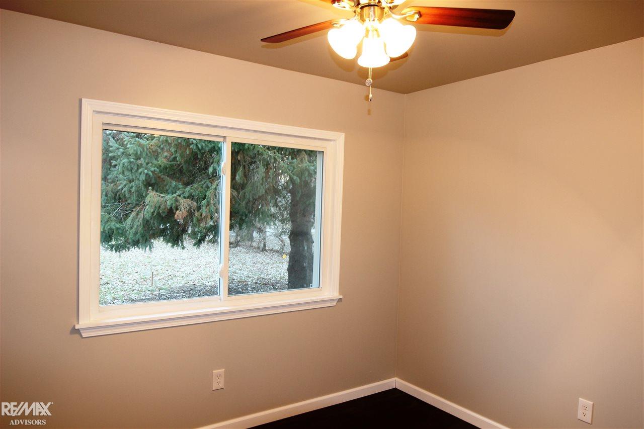 6696 Holland Road Algonac, MI 48001 - Photo 7 of 14 31366093-6.JPG