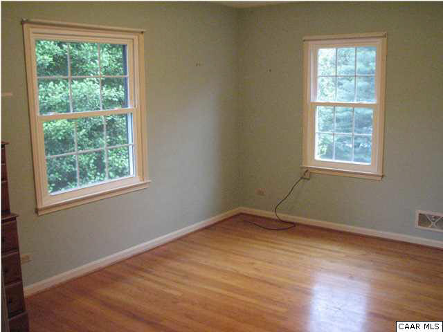 104 Surrey Road Charlottesville, VA 22901 - Photo 18 of 27 Gallery Image 18