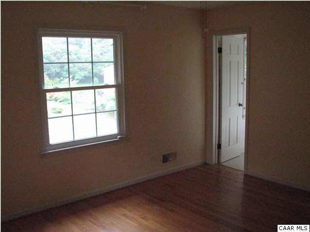 104 Surrey Road Charlottesville, VA 22901 - Photo 24 of 27 Gallery Image 24