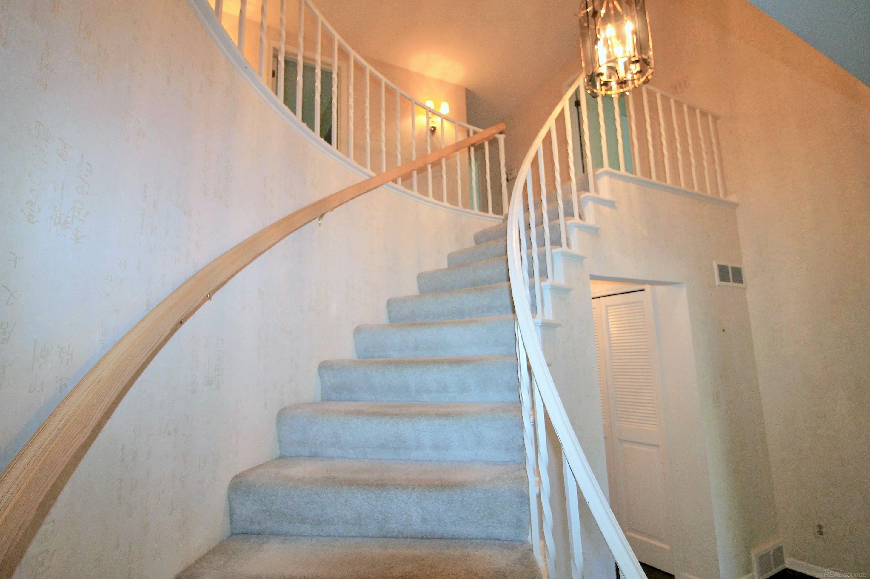 1341 Devonshire Road Grosse Pointe Park, MI 48230 - Photo 23 of 68