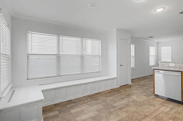 $2,000 | 10925 Caldwell Lane, Fort Worth, TX 76179