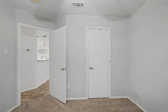 $2,000 | 10925 Caldwell Lane, Fort Worth, TX 76179