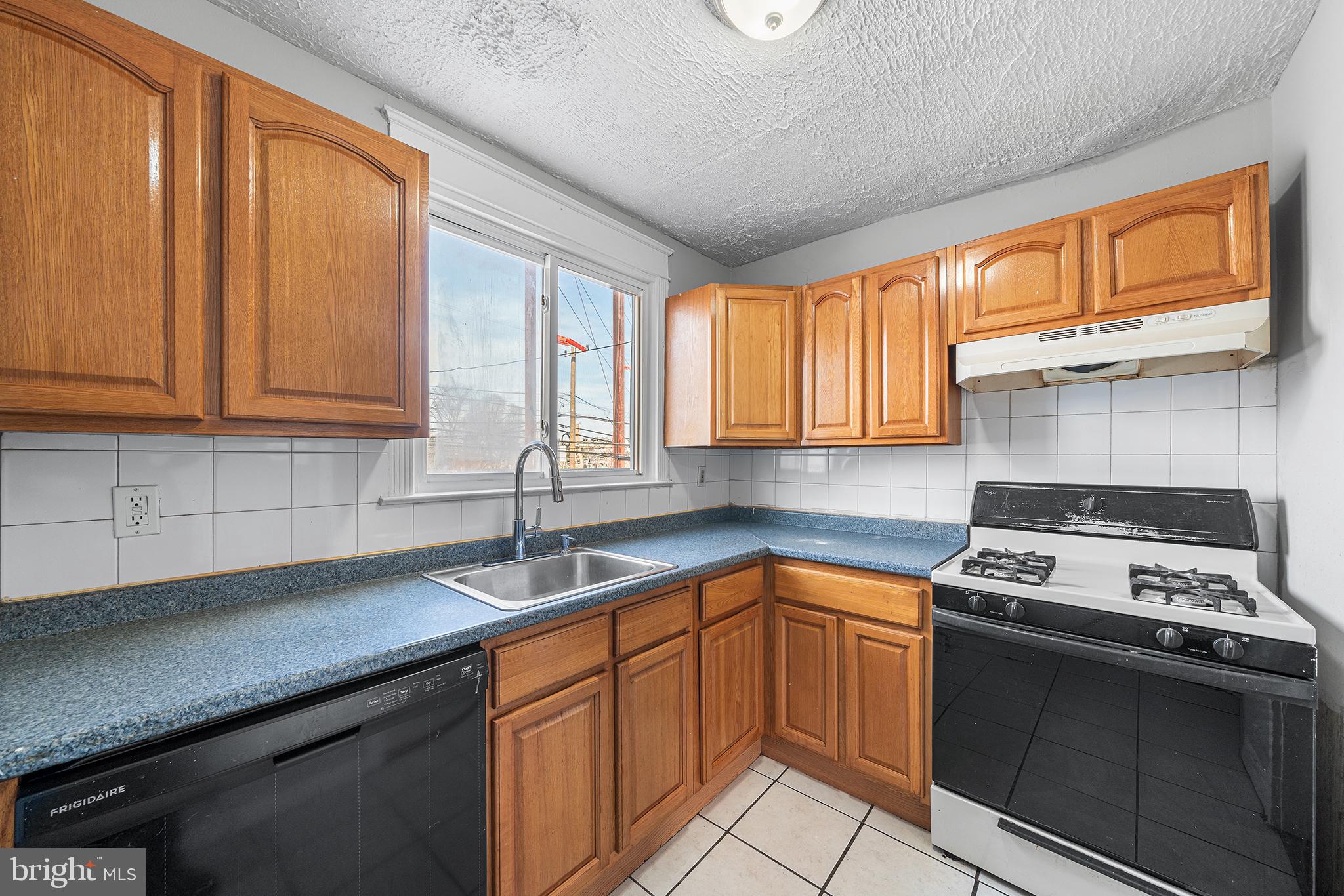 7273 Guilford Road Upper Darby, PA 19082 - Photo 11 of 22 Gallery Image 11