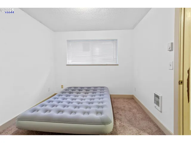 $499,900 | 15544 Northeast Couch Street, Portland, OR 97230