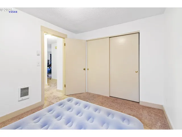 $499,900 | 15544 Northeast Couch Street, Portland, OR 97230