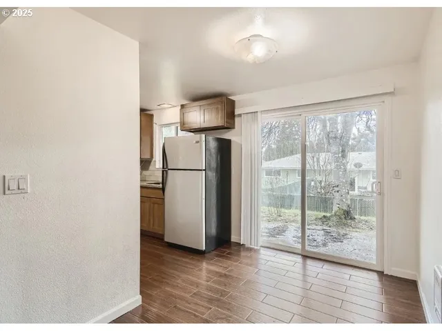 $499,900 | 15544 Northeast Couch Street, Portland, OR 97230