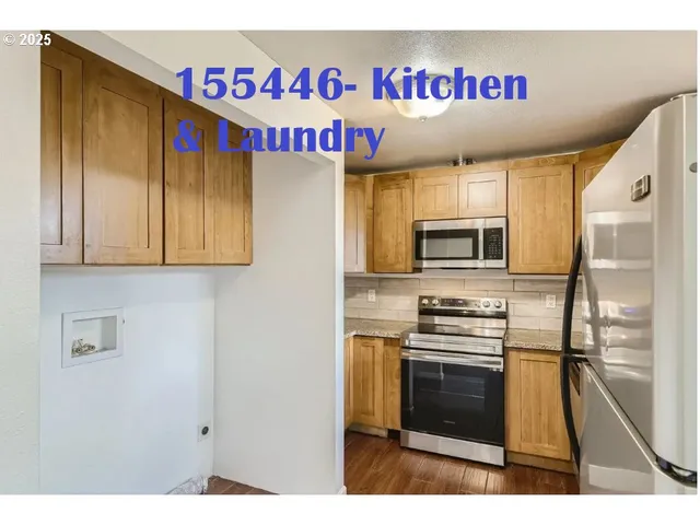 $499,900 | 15544 Northeast Couch Street, Portland, OR 97230