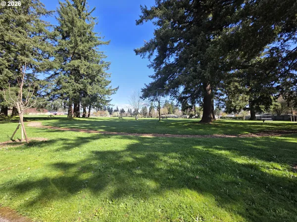 $489,000 | 15544 Northeast Couch Street, Portland, OR 97230