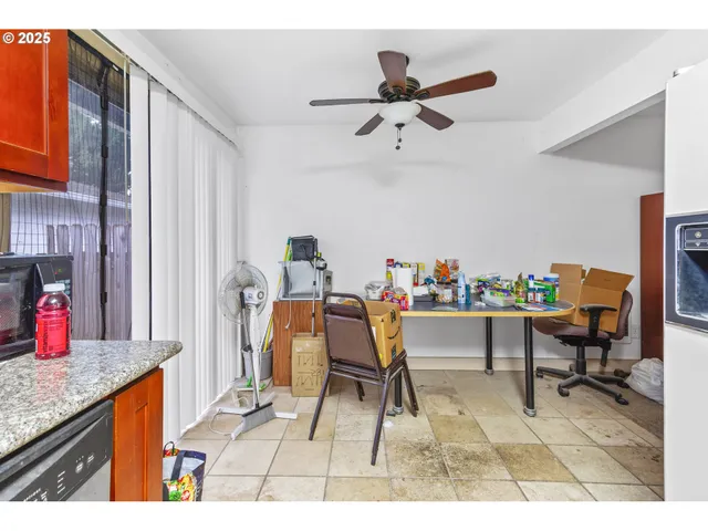 $499,900 | 15544 Northeast Couch Street, Portland, OR 97230