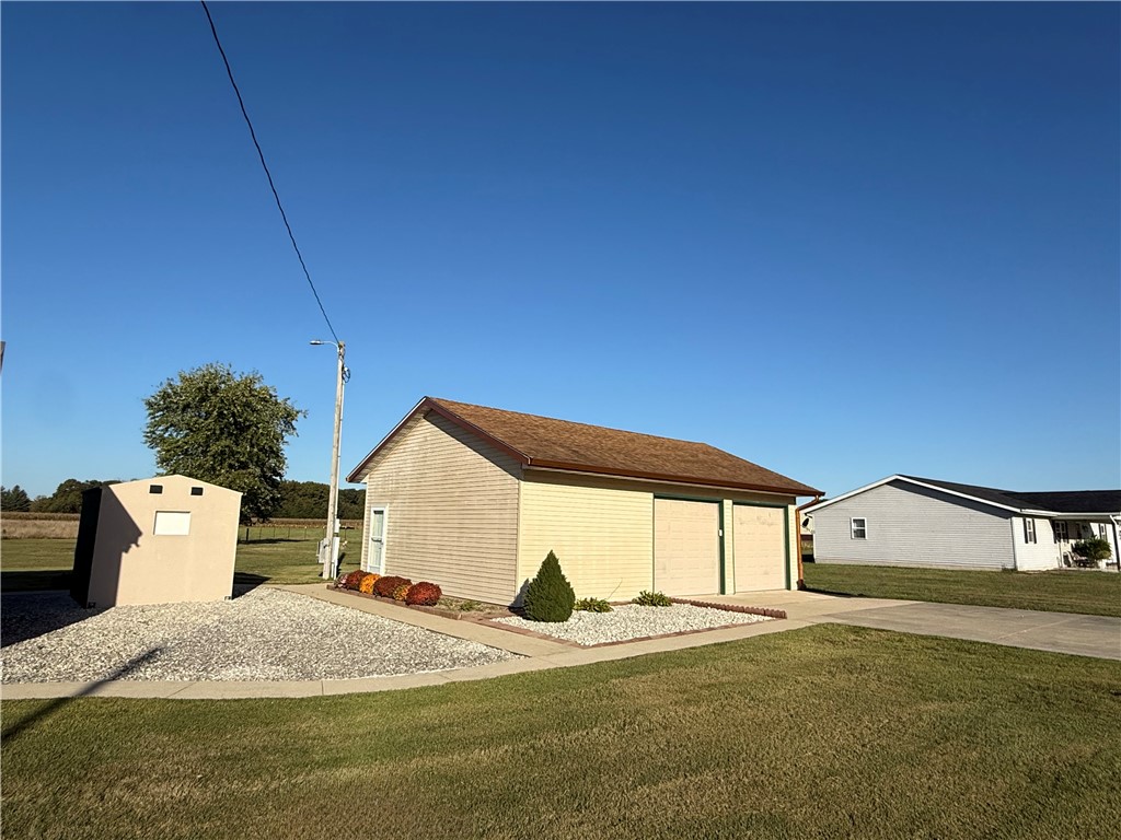 9313 North 1000th Road Effingham, IL 62401 - Photo 5 of 30