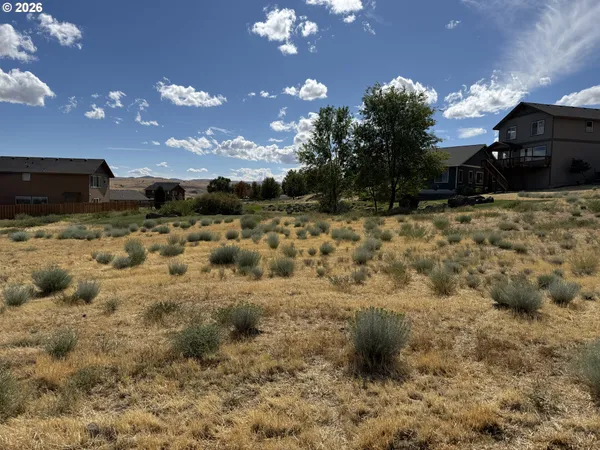 $30,000 | 403 Little Lake Road, Maupin, OR 97037