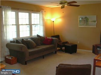 1400 Brooke Road Pottstown, PA 19464 - Photo 4 of 12 Living Room