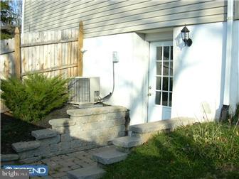1400 Brooke Road Pottstown, PA 19464 - Photo 10 of 12 Exterior Side