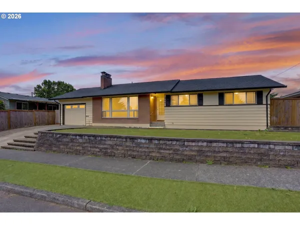 $499,500 | 321 Northeast 108th Place, Portland, OR 97220