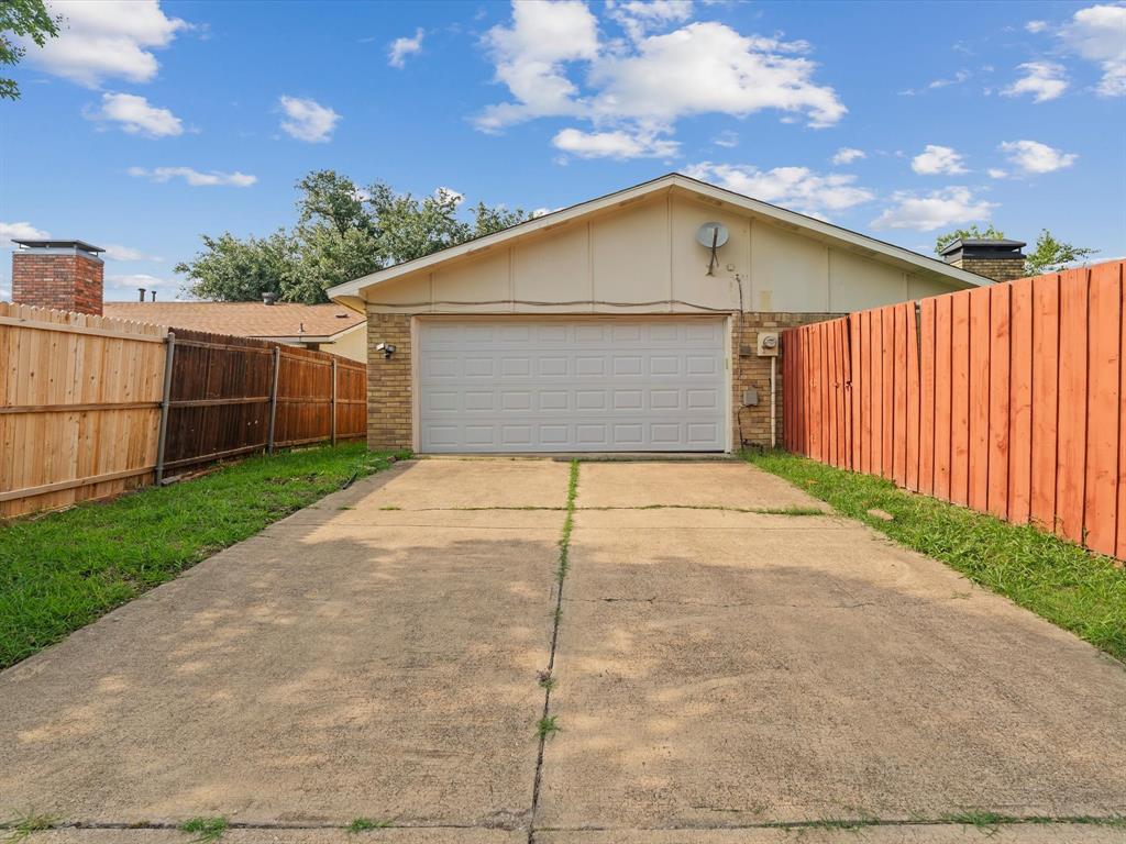1926 Rambling Ridge Lane Carrollton, TX 75007 - Photo 26 of 26