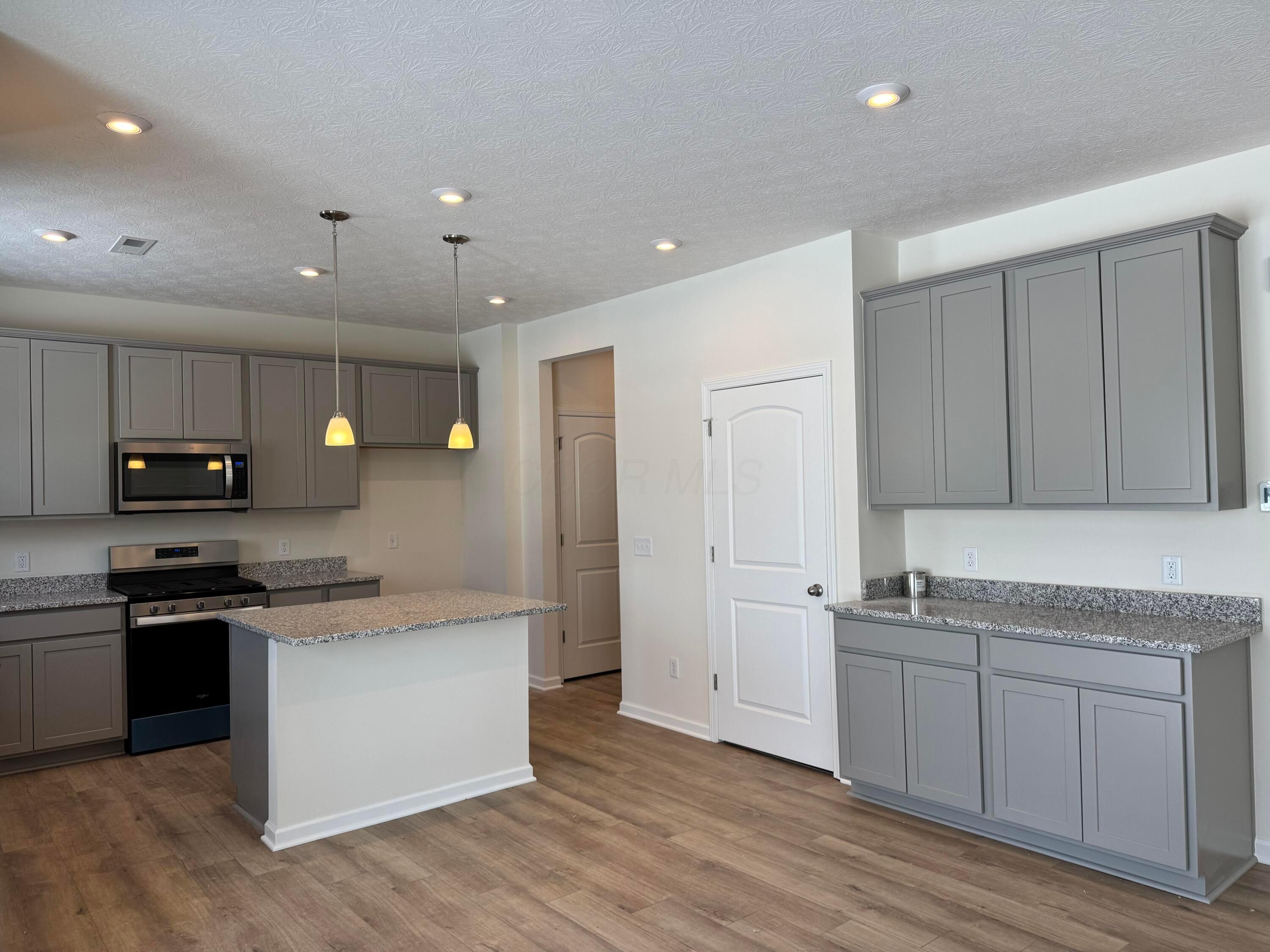 210 Reneau Avenue, Unit LOT 27 Galloway, OH 43119 - Photo 29 of 47 Eating Space / Kitchen