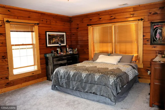 $575,000 | 14638 Highway 70, Pine City, MN 55063