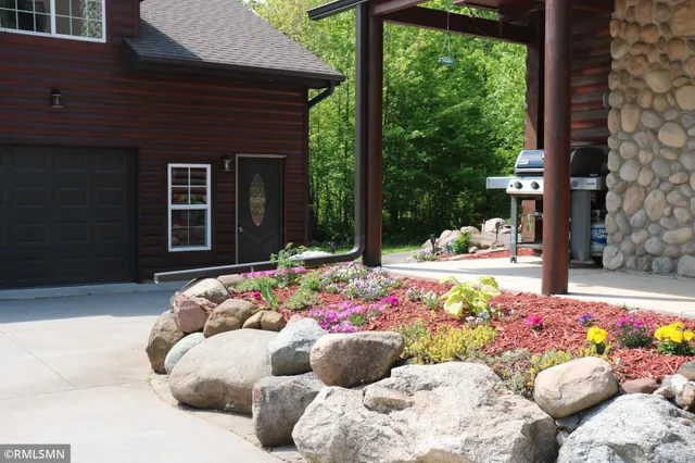 $575,000 | 14638 Highway 70, Pine City, MN 55063