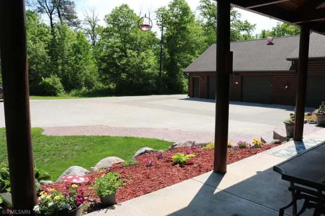 $575,000 | 14638 Highway 70, Pine City, MN 55063