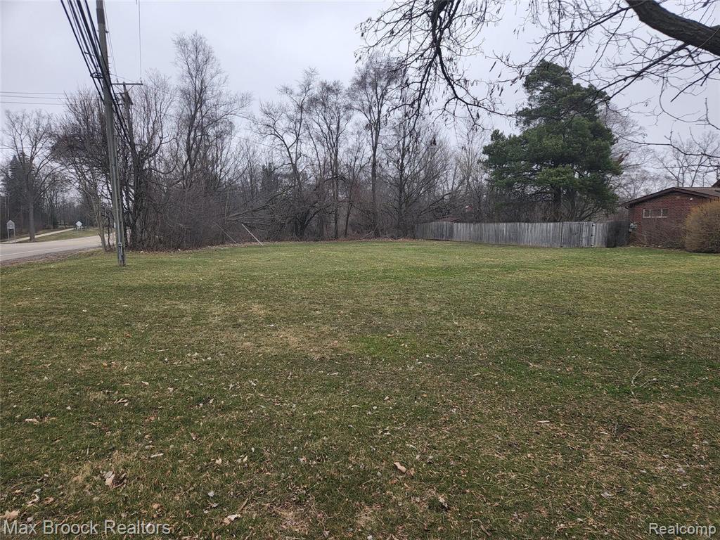 0 11 11 Mile Road Novi, MI 48375 - Photo 2 of 3