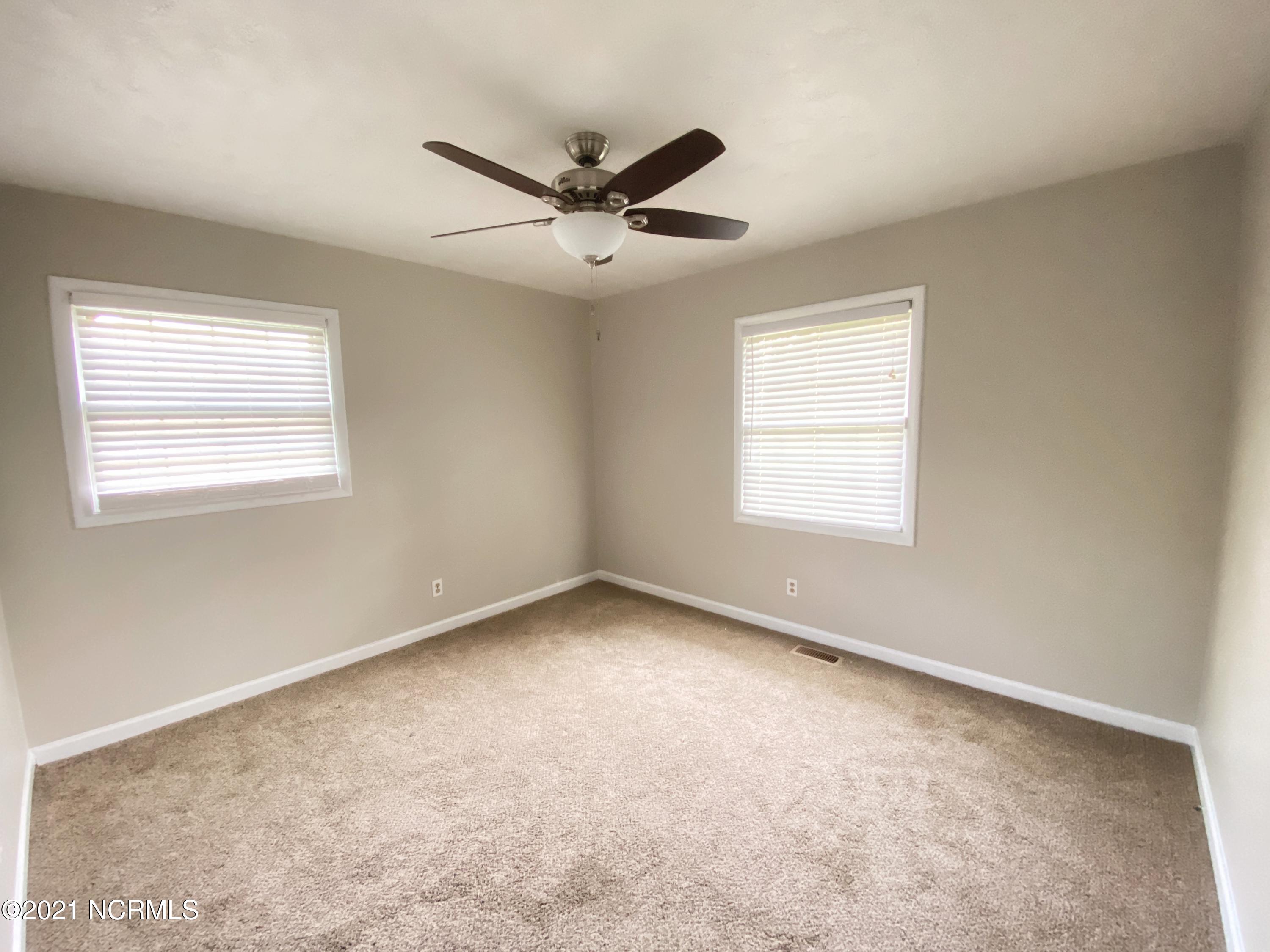 120 Sheffield Road Jacksonville, NC 28546 - Photo 17 of 37 17
