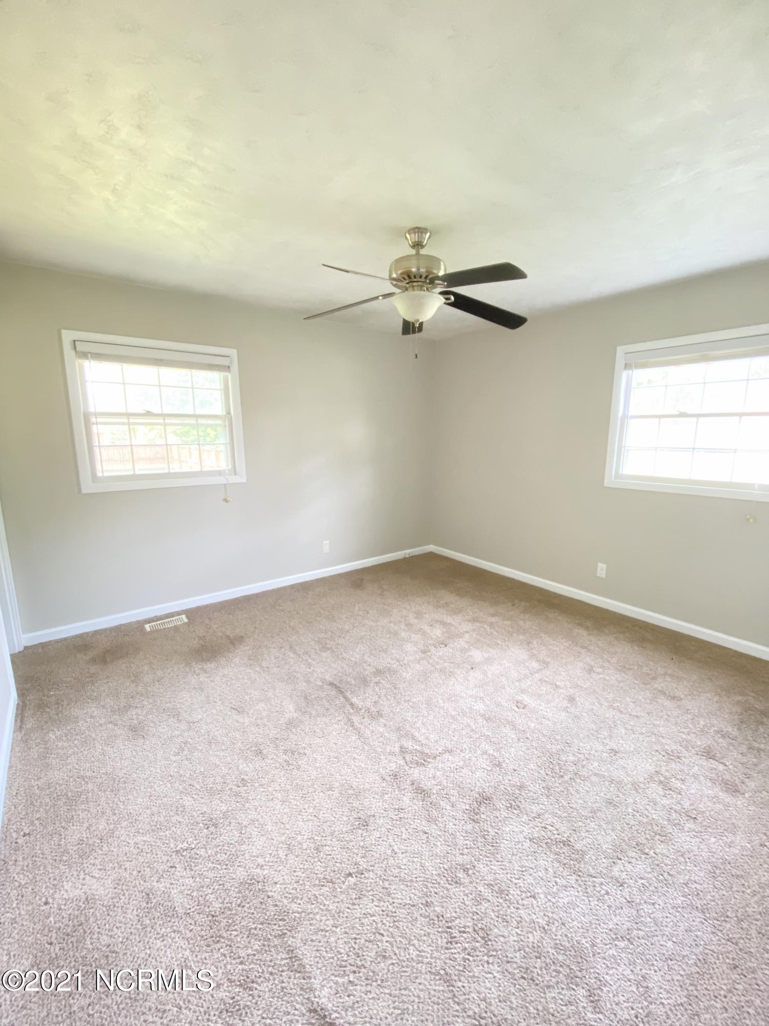 120 Sheffield Road Jacksonville, NC 28546 - Photo 19 of 37 19