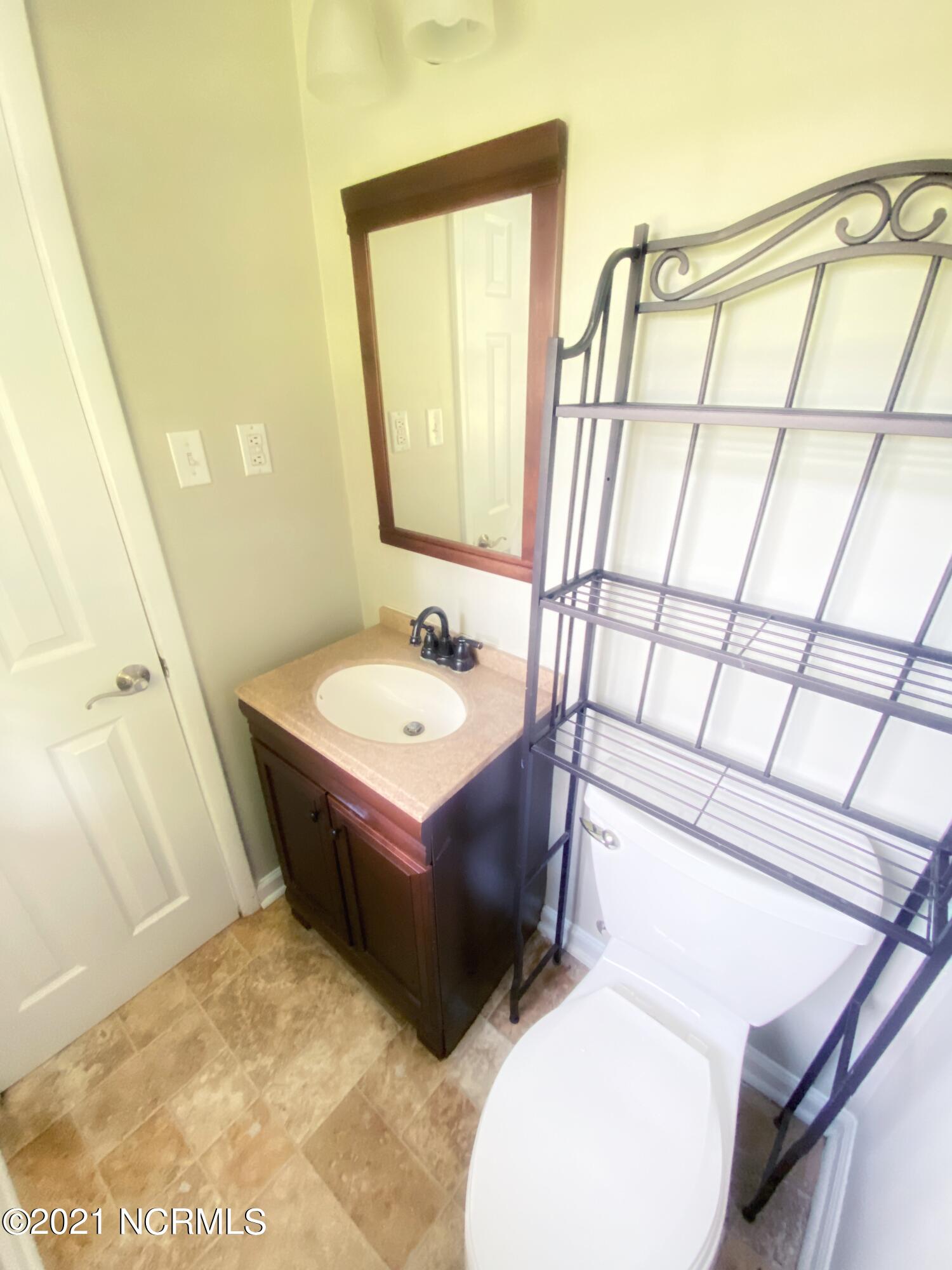 120 Sheffield Road Jacksonville, NC 28546 - Photo 24 of 37 24