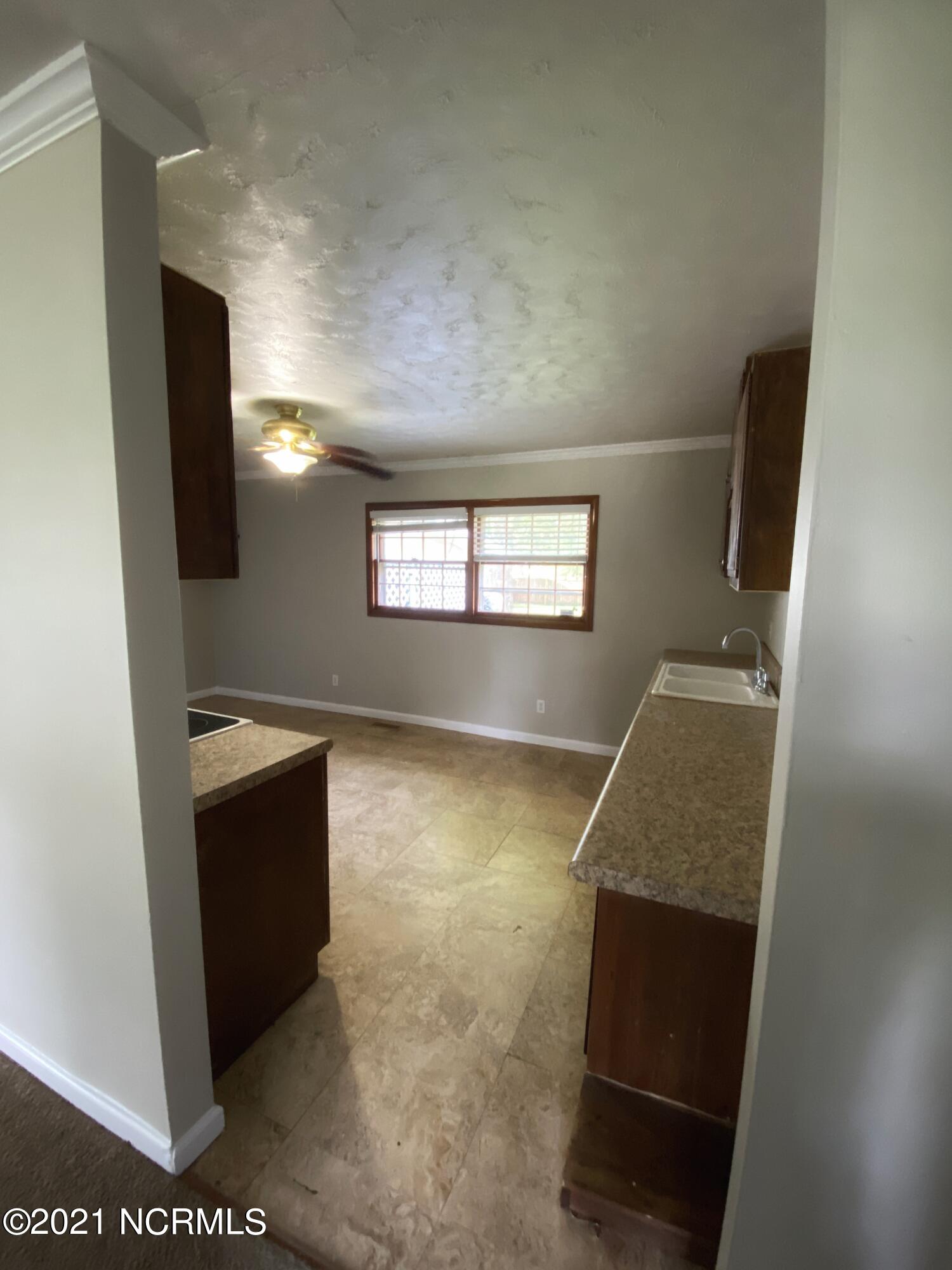 120 Sheffield Road Jacksonville, NC 28546 - Photo 25 of 37 25