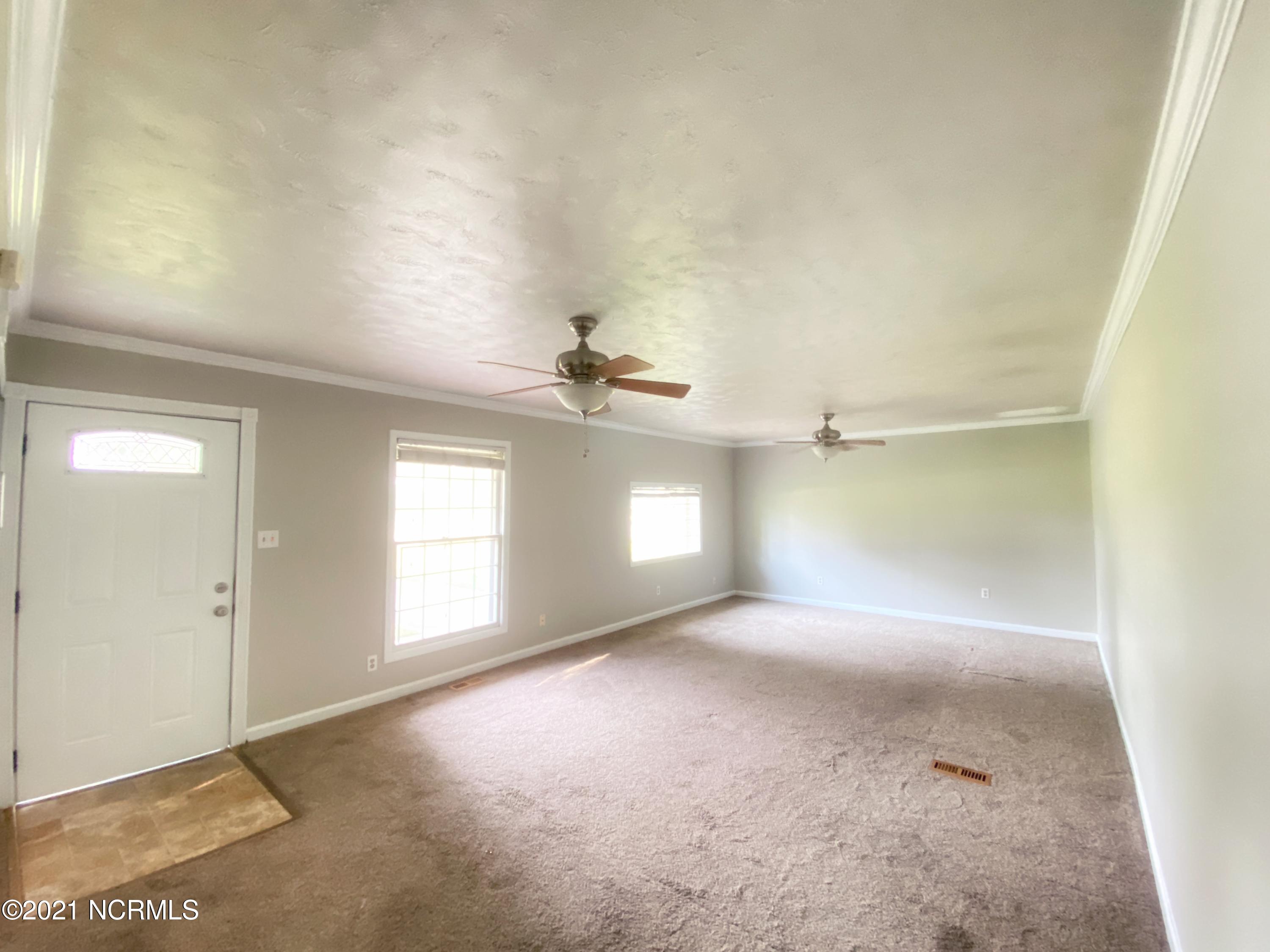 120 Sheffield Road Jacksonville, NC 28546 - Photo 9 of 37 8