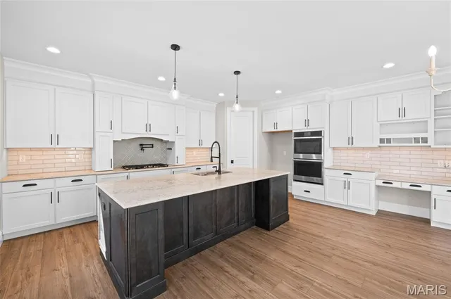 $875,000 | 3800 Tanzanite Trail, Edwardsville, IL 62025