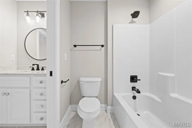 $875,000 | 3800 Tanzanite Trail, Edwardsville, IL 62025