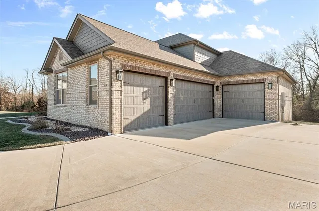 $875,000 | 3800 Tanzanite Trail, Edwardsville, IL 62025