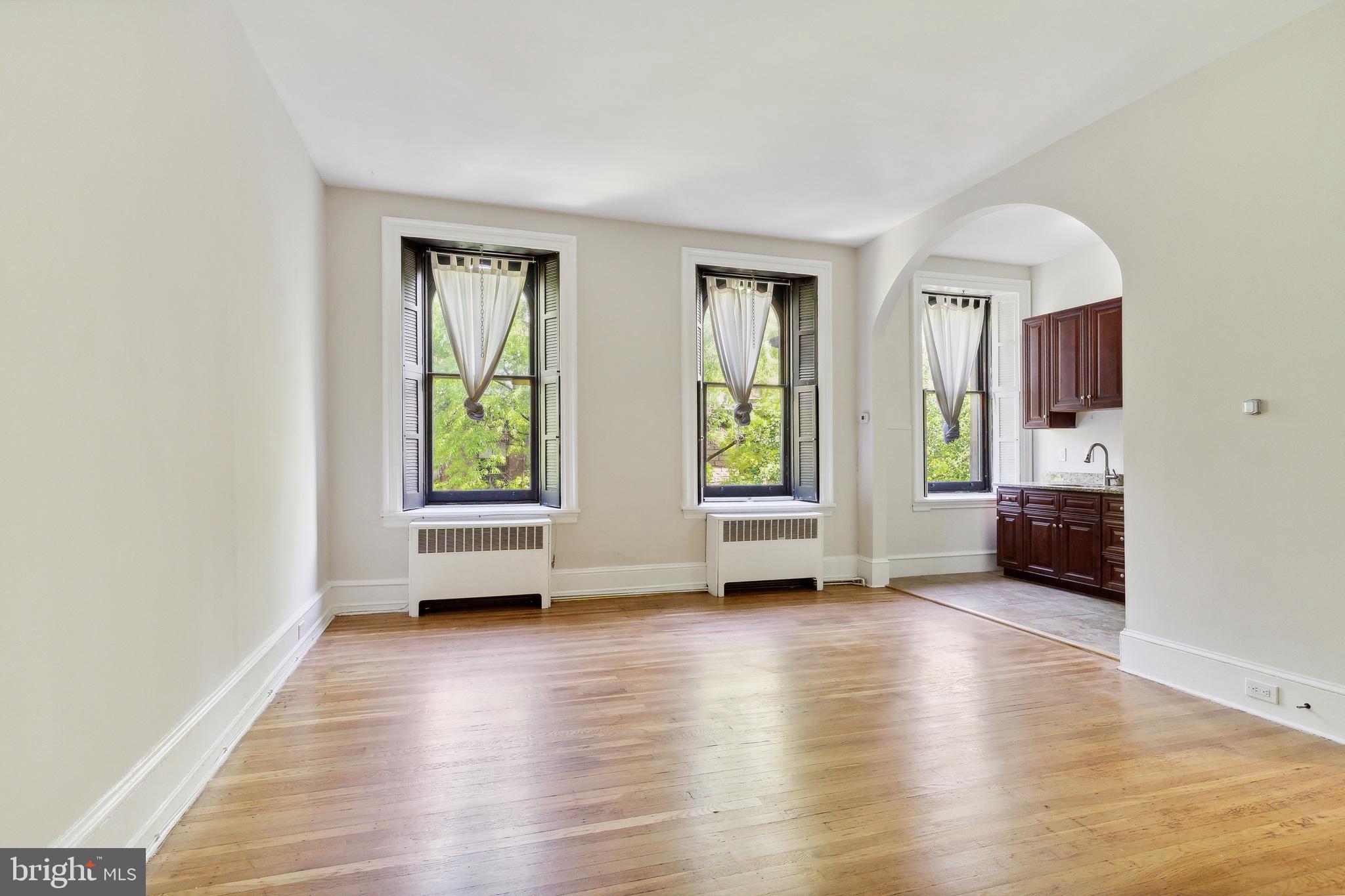 2008 Spruce Street, Unit 3F Philadelphia, PA 19103 - Photo 5 of 15