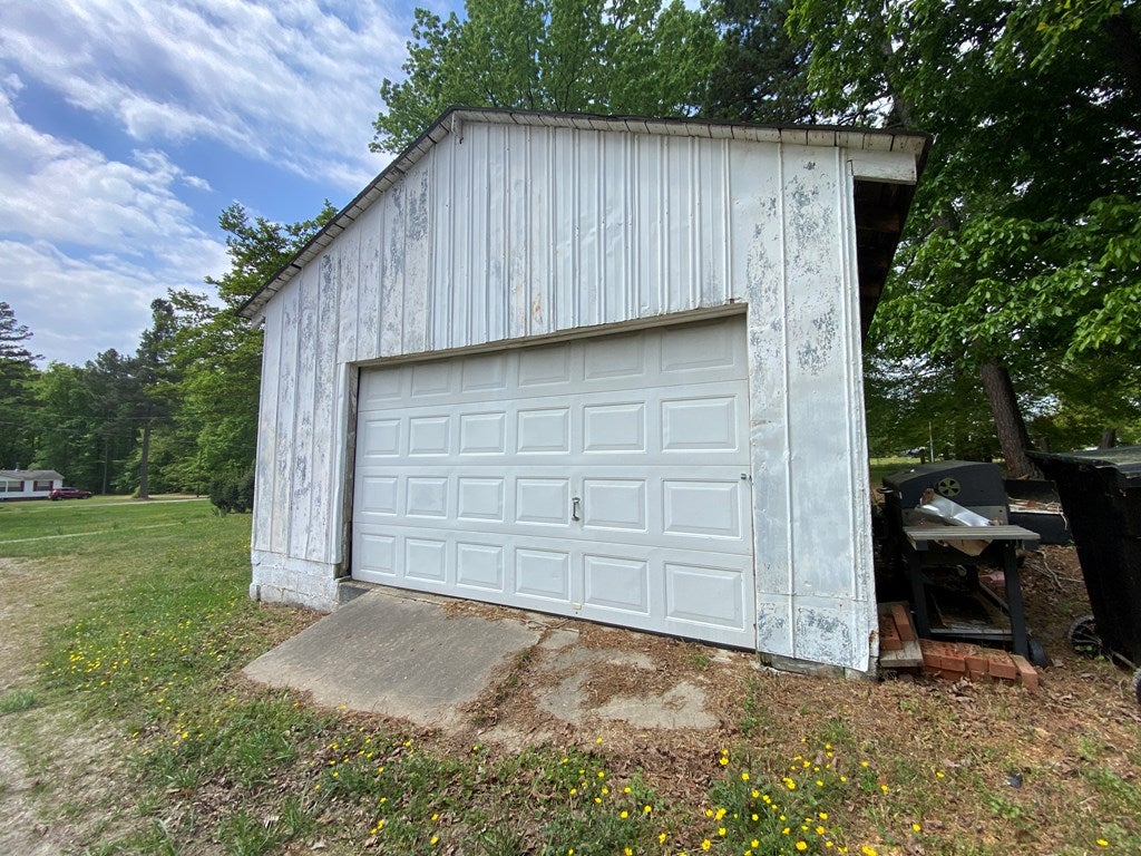 2136 Poorhouse Road Victoria, VA 23974 - Photo 11 of 31 Gallery Image 11