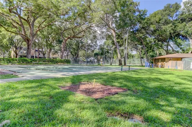 $179,500 | 3277 Fox Chase Circle, Unit 206, Palm Harbor, FL 34683