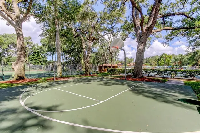 $179,500 | 3277 Fox Chase Circle, Unit 206, Palm Harbor, FL 34683