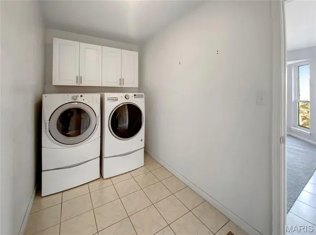 $485,000 | 326 Woodlawn Terrace Court, Ballwin, MO 63021