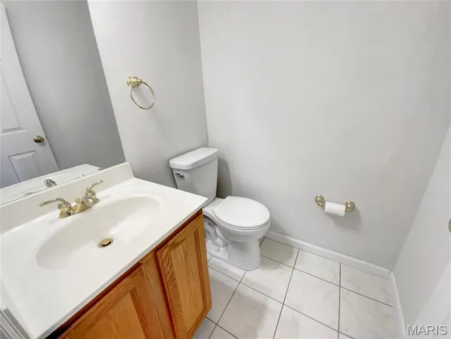 $485,000 | 326 Woodlawn Terrace Court, Ballwin, MO 63021