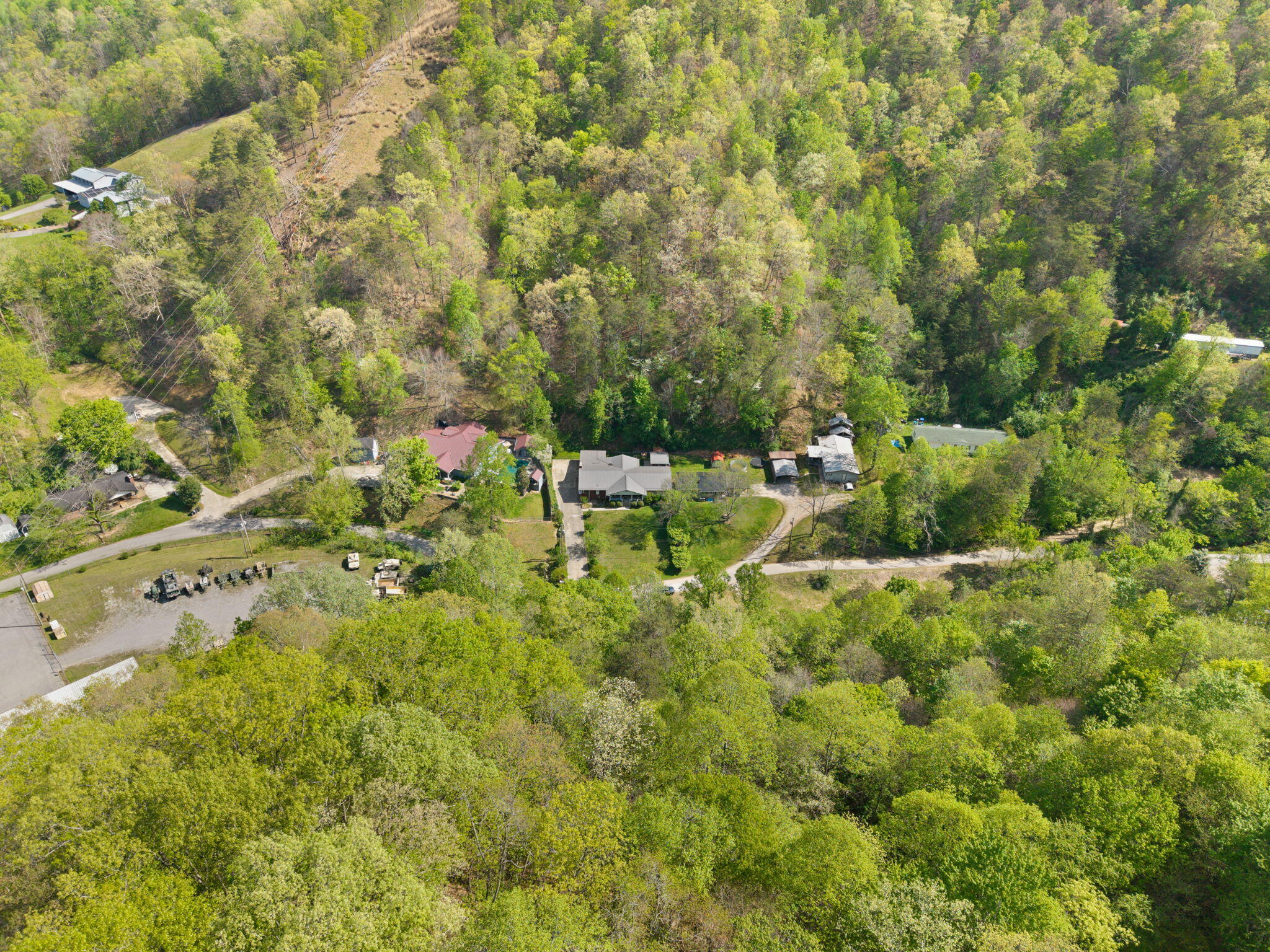 191 Armory Road Prestonsburg, KY 41653 - Photo 16 of 65 18-web-or-mls-DJI_20260416105109_0048_D