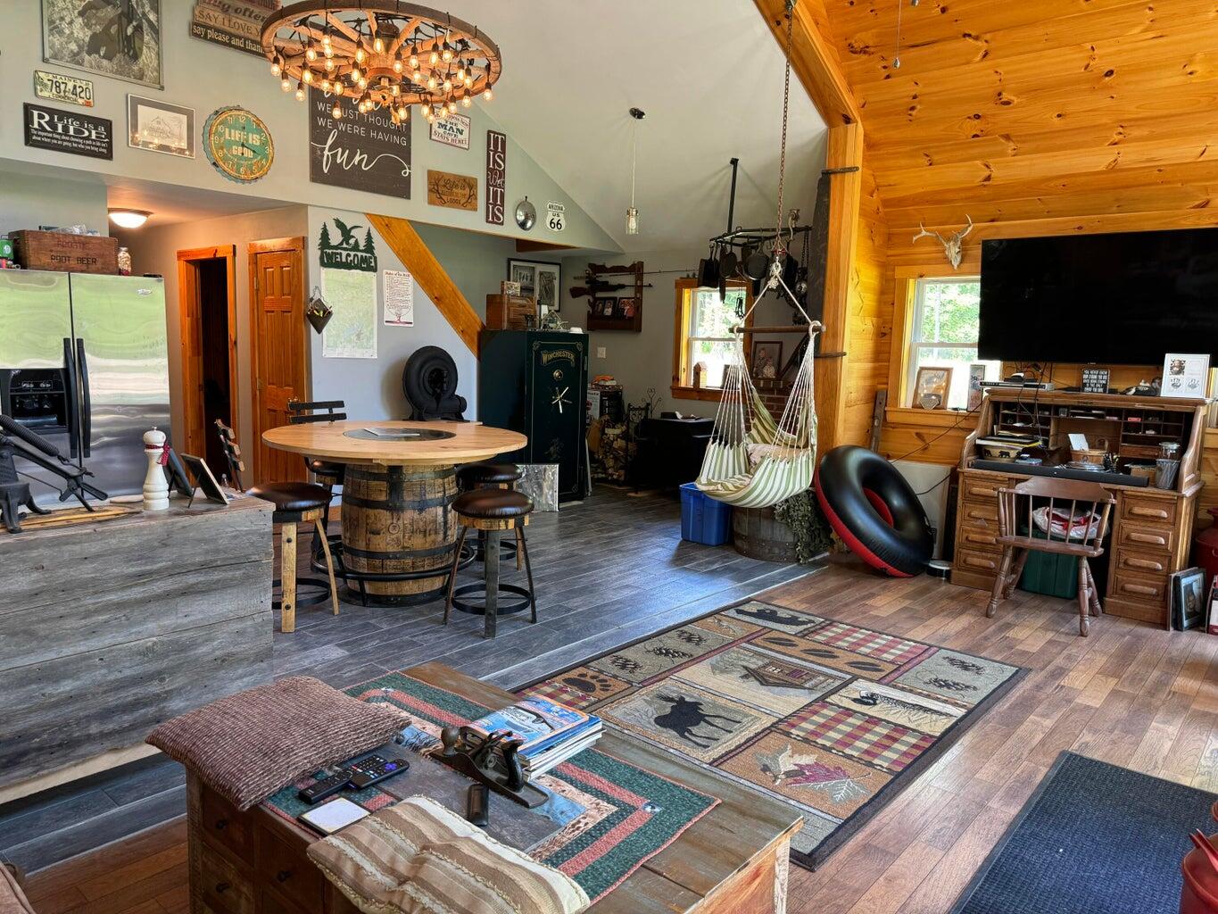 460 Shore Road Dexter, ME 04930 - Photo 9 of 36 20240720124800314230000000-o