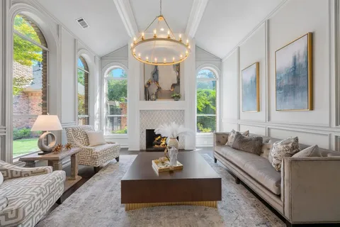 $1,225,000 | 5707 Preston Fairways Drive, Dallas, TX 75252