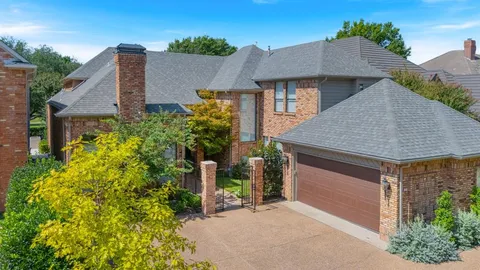 $1,225,000 | 5707 Preston Fairways Drive, Dallas, TX 75252