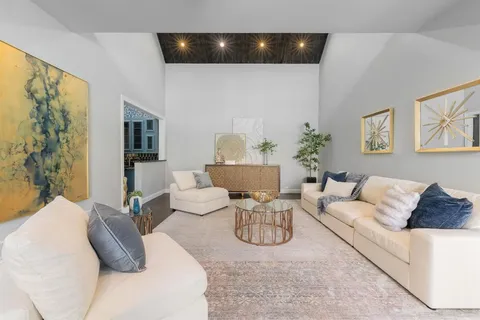 $1,225,000 | 5707 Preston Fairways Drive, Dallas, TX 75252