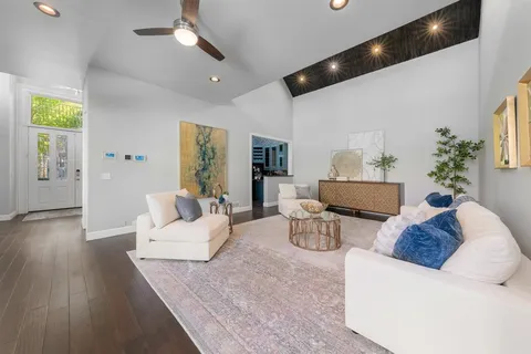 $1,225,000 | 5707 Preston Fairways Drive, Dallas, TX 75252