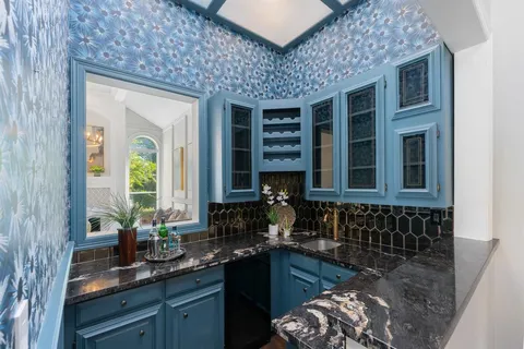 $1,225,000 | 5707 Preston Fairways Drive, Dallas, TX 75252