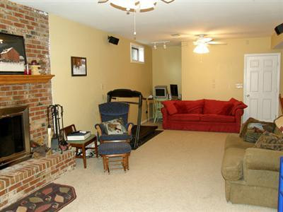 4228 Ridgewater Drive Lexington, KY 40515 - Photo 29 of 35 Basement Family Room