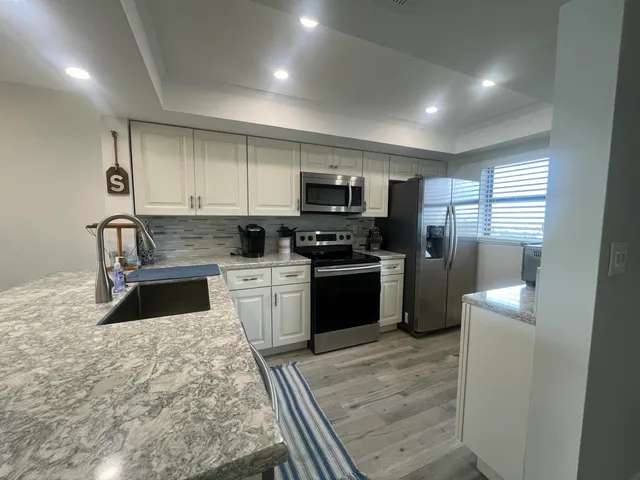 $3,500 | 10310 South Ocean Drive, Unit 608, Jensen Beach, FL 34957