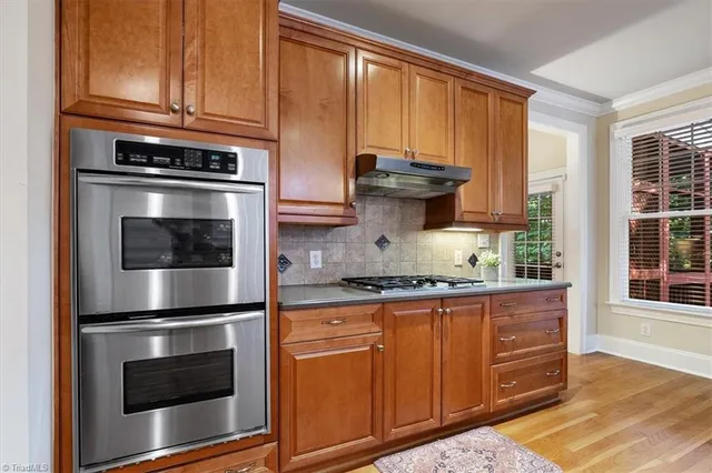 $679,000 | 19 Middlefield Court, Greensboro, NC 27455